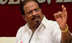 കറുത്ത വസ്ത്രം ധരിച്ചവരെ അടിച്ചോടിക്കുന്നത് ഏത് നിയമത്തിൻ്റെ ഭാഗമായാണ്?: കെ സുധാകരൻ