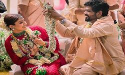 തിരുപ്പതി ദര്ശനത്തിനിടെ ക്ഷേത്ര പരിസരത്ത് ചെരുപ്പിട്ട് കയറി; ഖേദം പ്രകടിപ്പിച്ച് വിഘ്നേഷും നയന്താരയും തിരുപ്പതി ദര്ശനത്തിനിടെ ക്ഷേത്ര പരിസരത്ത് ചെരുപ്പിട്ട് കയറി; ഖേദം പ്രകടിപ്പിച്ച് വിഘ്നേഷും നയന്താരയും