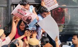 ബുള്‍ഡോസര്‍ രാജിനും പ്രവാചക നിന്ദയ്ക്കുമെതിരേ യുപി ഭവനുമുന്നില്‍ സംയുക്ത പ്രതിഷേധം; 100ഓളം വിദ്യാര്‍ഥികളെ അറസ്റ്റ് ചെയ്തു