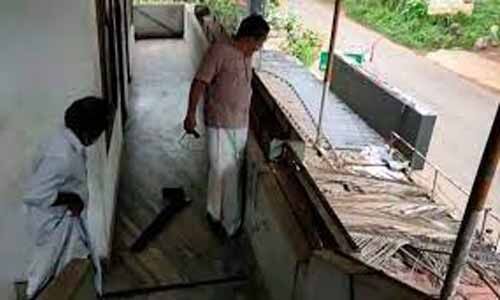 കുറ്റ്യാടിയില്‍ കോണ്‍ഗ്രസ് ഓഫിസിനുനേരെ ബോംബേറ്