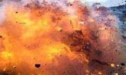 തലശേരിയില് കോണ്ഗ്രസ് നേതാവിന്റെ വീടിന് നേരേ ബോംബേറ് തലശേരിയില് കോണ്ഗ്രസ് നേതാവിന്റെ വീടിന് നേരേ ബോംബേറ്