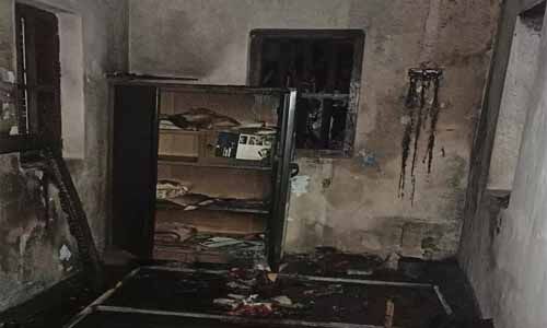 പേരാമ്പ്രയില്‍ സിപിഎം ഓഫിസ് തീയിട്ട നിലയില്‍