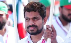 നടപടിക്രമം പാലിക്കാതെ പോലിസ് റെയ്ഡ്; സി എ റൗഫിന്റെ ഭാര്യ മുഖ്യമന്ത്രിക്ക് പരാതി നല്‍കി