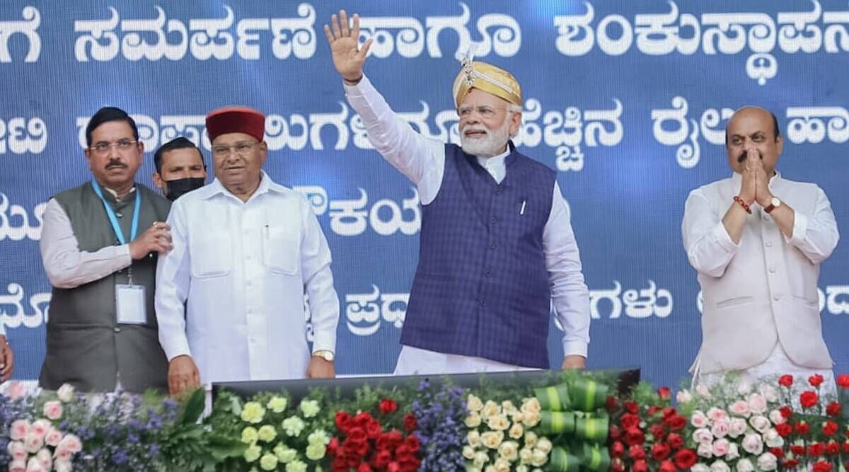 ചില തീരുമാനങ്ങള് അന്യായമായി തോന്നുമെങ്കിലും രാഷ്ട്ര നിര്മാണത്തിന് അത് ആവശ്യം: പ്രധാനമന്ത്രി ചില തീരുമാനങ്ങള് അന്യായമായി തോന്നുമെങ്കിലും രാഷ്ട്ര നിര്മാണത്തിന് അത് ആവശ്യം: പ്രധാനമന്ത്രി