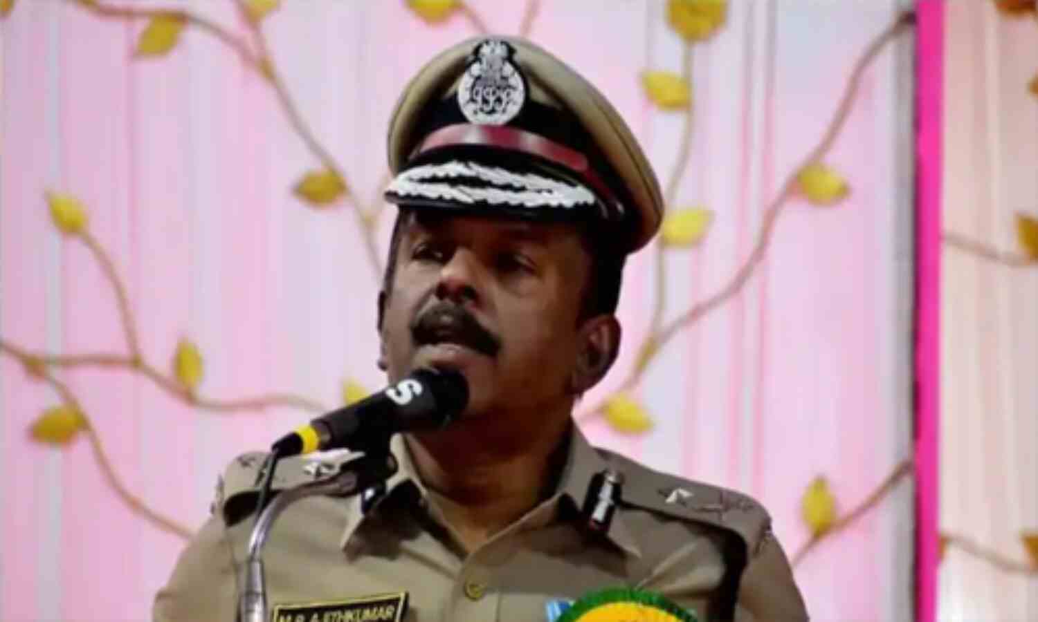 സസ്പെൻഷനില്ലാതെ സ്ഥാനമാറ്റം; എഡിജിപി അജിത്ത് കുമാറിനെതിരേ നടപടി സസ്പെൻഷനില്ലാതെ സ്ഥാനമാറ്റം; എഡിജിപി അജിത്ത് കുമാറിനെതിരേ നടപടി