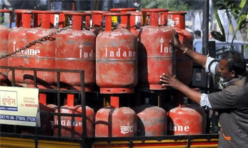 ഖാന് ഇന്ധേന് ഗ്യാസ് ഏജന്സി അടച്ചു പൂട്ടല് ഭീഷണിയില് ഖാന് ഇന്ധേന് ഗ്യാസ് ഏജന്സി അടച്ചു പൂട്ടല് ഭീഷണിയില്