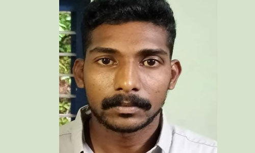 വഴിചോദിച്ചെത്തി അധ്യാപികയുടെ സ്വര്ണമാല പിടിച്ചുപറിച്ചു; യുവ സൈനികന് അറസ്റ്റില് വഴിചോദിച്ചെത്തി അധ്യാപികയുടെ സ്വര്ണമാല പിടിച്ചുപറിച്ചു; യുവ സൈനികന് അറസ്റ്റില്