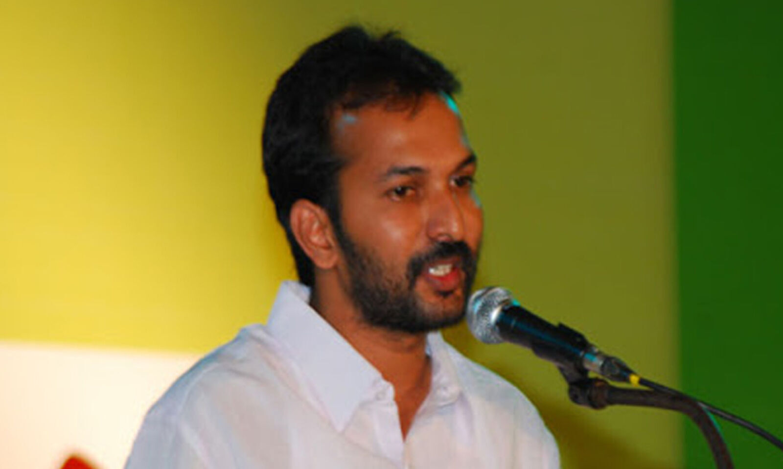 എസ്എഫ്ഐ നിരോധിക്കപ്പെടേണ്ട തീവ്രവാദ സംഘടനയെന്ന് പി സി വിഷ്ണുനാഥ് എസ്എഫ്ഐ നിരോധിക്കപ്പെടേണ്ട തീവ്രവാദ സംഘടനയെന്ന് പി സി വിഷ്ണുനാഥ്