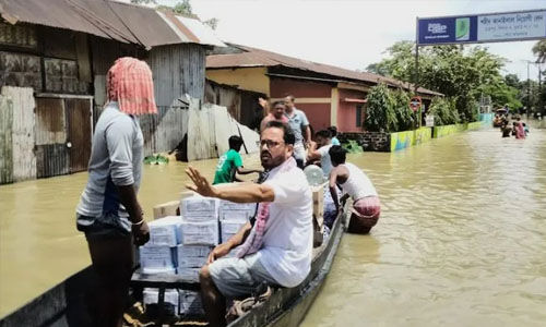 അസം പ്രളയം: 24 മണിക്കൂറിനുള്ളില്‍ 4 കുട്ടികളടക്കം 5 പേര്‍ മരിച്ചു; ആകെ മരണം 126