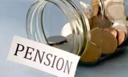 പെന്‍ഷന്‍ വെട്ടിക്കുറയ്ക്കല്‍: മുതിര്‍ന്ന പത്രപ്രവര്‍ത്തകര്‍ നിയമസഭാ മാര്‍ച്ച് നടത്തും