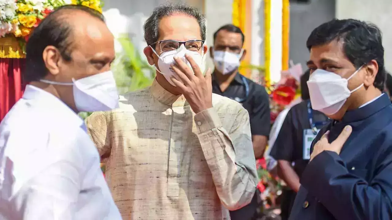 ഉദ്ധവ് താക്കറെ സര്ക്കാരിന്റെ പതനത്തിന് കാരണമായത് ഈ കാരണങ്ങള് ഉദ്ധവ് താക്കറെ സര്ക്കാരിന്റെ പതനത്തിന് കാരണമായത് ഈ കാരണങ്ങള്