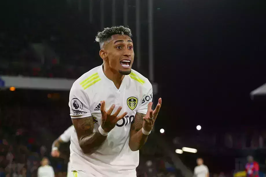 റഫീനയാണ് താരം; ബ്രസീലിയന് താരത്തിനായി ട്രാന്സ്ഫര് വിപണിയില് വടം വലി റഫീനയാണ് താരം; ബ്രസീലിയന് താരത്തിനായി ട്രാന്സ്ഫര് വിപണിയില് വടം വലി