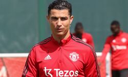 റൊണാള്ഡോ റോമയിലേക്ക്; ഈ മാസം കരാര് പ്രാബല്യത്തിലെന്ന് റോമാ താരങ്ങള് റൊണാള്ഡോ റോമയിലേക്ക്; ഈ മാസം കരാര് പ്രാബല്യത്തിലെന്ന് റോമാ താരങ്ങള്