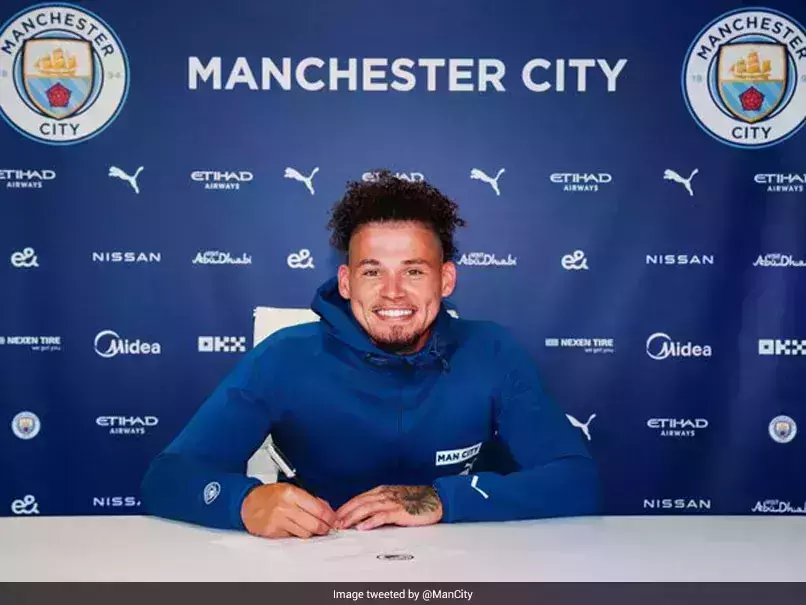 കാല്വിന് ഫിലിപ്പ്സ് സിറ്റിക്ക് സ്വന്തം കാല്വിന് ഫിലിപ്പ്സ് സിറ്റിക്ക് സ്വന്തം