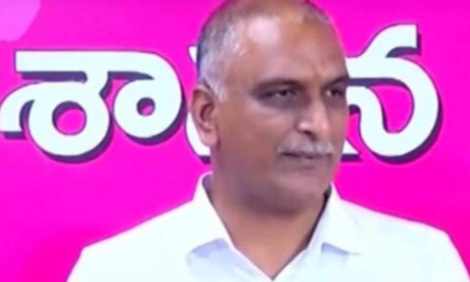 അമിത് ഷാ ദേശീയ എക്സിക്യൂട്ടീവ് യോഗത്തില് സംസാരിച്ചത് തകര്ന്ന ഗ്രാമഫോണ്പോലെ; ബിജെപിയെ പരിഹസിച്ച് തെലങ്കാന ധനമന്ത്രി അമിത് ഷാ ദേശീയ എക്സിക്യൂട്ടീവ് യോഗത്തില് സംസാരിച്ചത് തകര്ന്ന ഗ്രാമഫോണ്പോലെ; ബിജെപിയെ പരിഹസിച്ച് തെലങ്കാന ധനമന്ത്രി