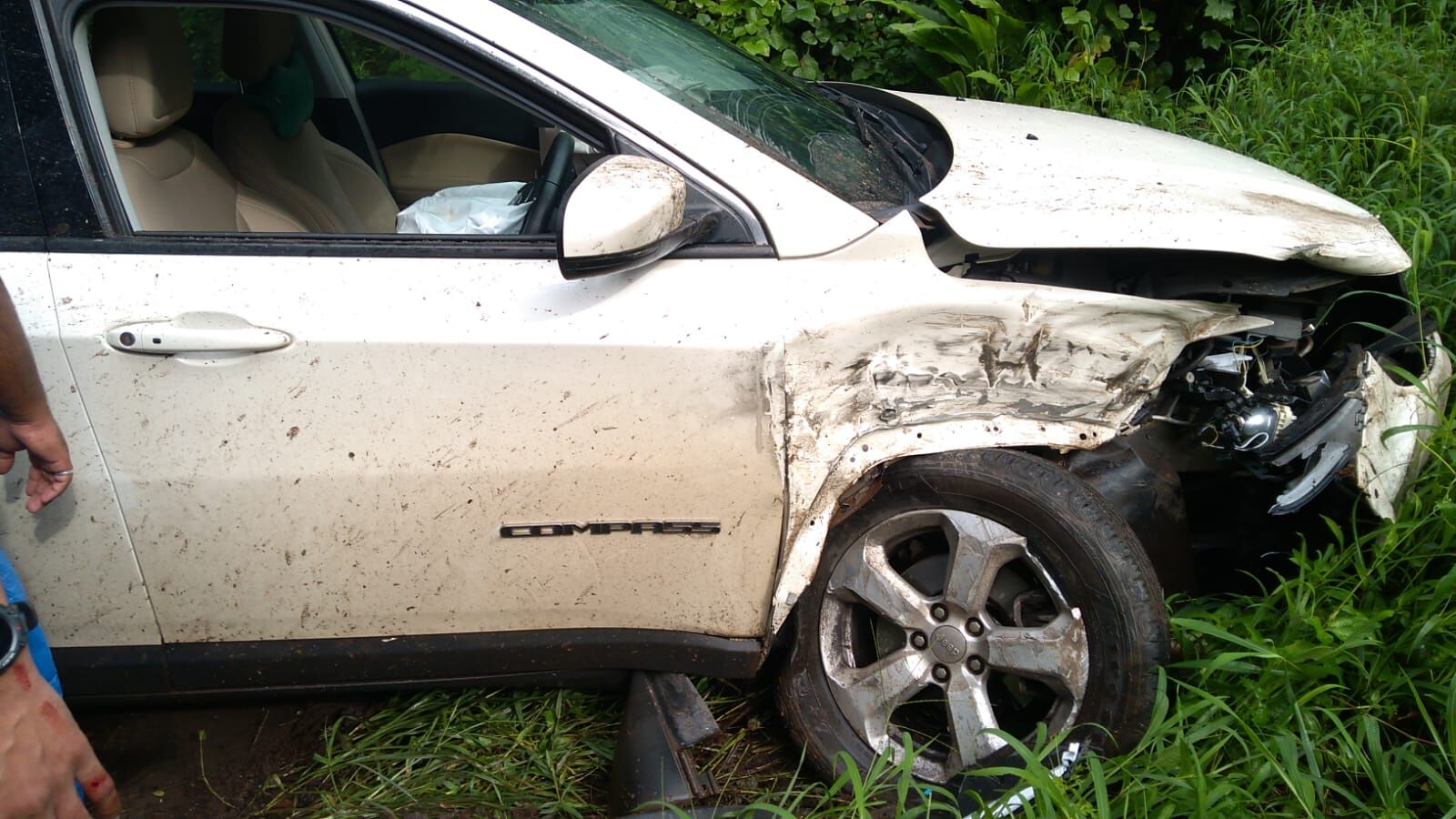 മലപ്പുറത്ത് ലോറി ഇടിച്ച് രണ്ടുപേര് മരിച്ചു മലപ്പുറത്ത് ലോറി ഇടിച്ച് രണ്ടുപേര് മരിച്ചു