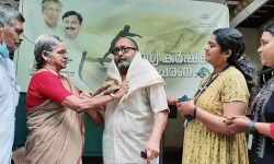 മത്സ്യകര്‍ഷകദിനത്തില്‍ ജില്ലയിലെ ഏറ്റവും മുതിര്‍ന്ന മത്സ്യകര്‍ഷകനെ ആദരിച്ചു