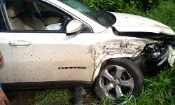 മലപ്പുറത്ത് ലോറി ഇടിച്ച് രണ്ടുപേര് മരിച്ചു മലപ്പുറത്ത് ലോറി ഇടിച്ച് രണ്ടുപേര് മരിച്ചു