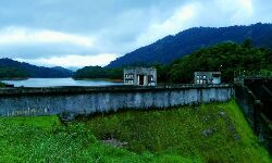 കക്കയം ഡാമിന്റെ ഷട്ടര് ഉയര്ത്തും; കുറ്റ്യാടി പുഴയുടെ തീരത്ത് ജാഗ്രതാ നിര്ദേശം കക്കയം ഡാമിന്റെ ഷട്ടര് ഉയര്ത്തും; കുറ്റ്യാടി പുഴയുടെ തീരത്ത് ജാഗ്രതാ നിര്ദേശം