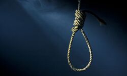 നിലമ്പൂരില്‍ യുവാവും യുവതിയും ഒരു മരത്തില്‍ തൂങ്ങി മരിച്ച നിലയില്‍