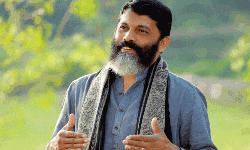 ആദിവാസി ഭൂമി കയ്യേറിയ കേസില് എച്ച്ആര്ഡിഎസ് സെക്രട്ടറി അജി കൃഷ്ണന് ജാമ്യം ആദിവാസി ഭൂമി കയ്യേറിയ കേസില് എച്ച്ആര്ഡിഎസ് സെക്രട്ടറി അജി കൃഷ്ണന് ജാമ്യം