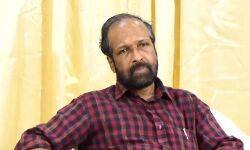 സിപിഐയുടെ യുവകലാസാഹിതി സംസ്ഥാന സെക്രട്ടറി ഹിന്ദു ഐക്യവേദി പരിപാടിയില് സിപിഐയുടെ യുവകലാസാഹിതി സംസ്ഥാന സെക്രട്ടറി ഹിന്ദു ഐക്യവേദി പരിപാടിയില്