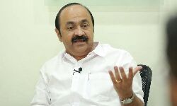 മണി മാപ്പ് പറയണം, വാക്കുകള് ക്രൂരവും നിന്ദ്യവും: വിഡി സതീശൻ മണി മാപ്പ് പറയണം, വാക്കുകള് ക്രൂരവും നിന്ദ്യവും: വിഡി സതീശൻ