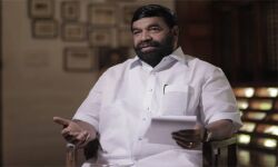 മഹതി, വിധവ എന്നീ വാക്കുകള് അണ്പാര്ലമെന്ററിയില്ല; മണി അണ്പാര്ലമെന്ററി ആയി ഒന്നും പറഞ്ഞിട്ടില്ലെന്നും വിഎന് വാസവന് മഹതി, വിധവ എന്നീ വാക്കുകള് അണ്പാര്ലമെന്ററിയില്ല; മണി അണ്പാര്ലമെന്ററി ആയി ഒന്നും പറഞ്ഞിട്ടില്ലെന്നും വിഎന് വാസവന്