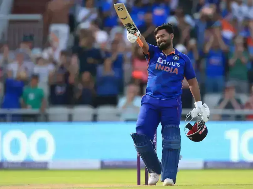 ഋഷഭിന്റെ ക്ലാസ്സിക്ക് സെഞ്ചുറി; കൂട്ടിന് ഹാര്ദ്ദിക്കും; മാഞ്ചസ്റ്ററില് ഇന്ത്യന് ജയം ഋഷഭിന്റെ ക്ലാസ്സിക്ക് സെഞ്ചുറി; കൂട്ടിന് ഹാര്ദ്ദിക്കും; മാഞ്ചസ്റ്ററില് ഇന്ത്യന് ജയം