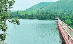 മുല്ലപ്പെരിയാറില്‍ ജലനിരപ്പ് 135 അടിക്ക് മുകളില്‍ തുടരുന്നു; ഉപസമിതി ഇന്ന് അണക്കെട്ട് സന്ദര്‍ശിക്കും