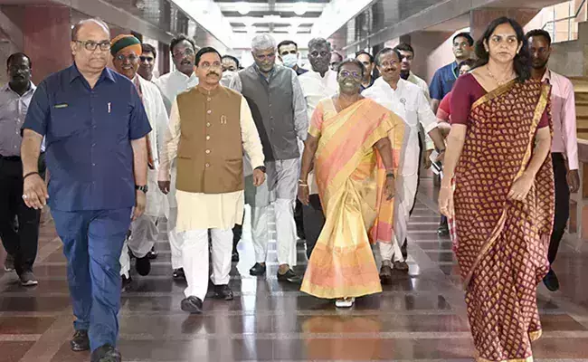 ദ്രൗപതി മുര്‍മു: കൗണ്‍സിലറില്‍നിന്ന് രാഷ്ട്രപതിസ്ഥാനത്തേക്ക്