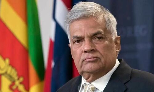 ശ്രീലങ്ക: റെനില് വിക്രമസിംഗെ ഇന്ന് പ്രസിഡന്റായി സത്യപ്രതിജ്ഞ ചെയ്ത് ചുമതലയേല്ക്കും ശ്രീലങ്ക: റെനില് വിക്രമസിംഗെ ഇന്ന് പ്രസിഡന്റായി സത്യപ്രതിജ്ഞ ചെയ്ത് ചുമതലയേല്ക്കും