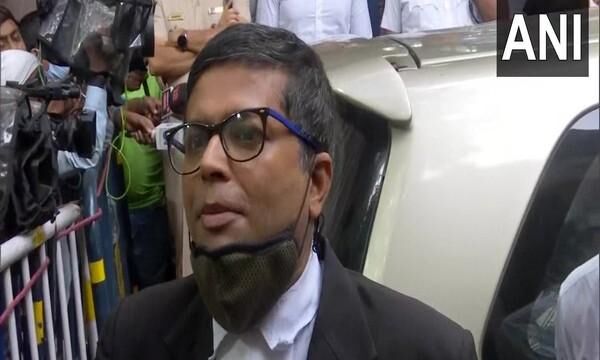 അധ്യാപകനിയമന അഴിമതി: ബംഗാള് മന്ത്രി പാര്ത്ഥാ ചാറ്റര്ജിയെ ഇ ഡിയുടെ കസ്റ്റഡിയില് വിട്ടു അധ്യാപകനിയമന അഴിമതി: ബംഗാള് മന്ത്രി പാര്ത്ഥാ ചാറ്റര്ജിയെ ഇ ഡിയുടെ കസ്റ്റഡിയില് വിട്ടു