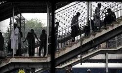 ന്യൂഡല്‍ഹി റെയില്‍വേ സ്‌റ്റേഷനില്‍ യുവതിയെ കൂട്ടബലാത്സംഗത്തിനിരയാക്കി; നാല് ജീവനക്കാര്‍ അറസ്റ്റില്‍