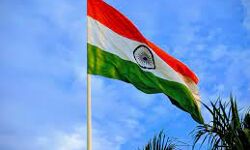 സ്വാതന്ത്ര്യത്തിന്റെ 75ാം വാര്ഷികം: സംസ്ഥാനത്തെ മുഴുവന് വീടുകളിലും സ്ഥാപനങ്ങളിലും ദേശീയപതാക ഉയര്ത്തും സ്വാതന്ത്ര്യത്തിന്റെ 75ാം വാര്ഷികം: സംസ്ഥാനത്തെ മുഴുവന് വീടുകളിലും സ്ഥാപനങ്ങളിലും ദേശീയപതാക ഉയര്ത്തും