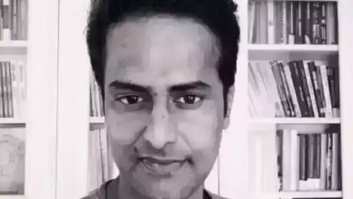 ഡല്ഹിയില് മലയാളി മാധ്യമപ്രവര്ത്തകനെതിരേ അറസ്റ്റ് വാറണ്ട് ഡല്ഹിയില് മലയാളി മാധ്യമപ്രവര്ത്തകനെതിരേ അറസ്റ്റ് വാറണ്ട്