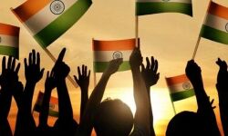 ഹര് ഘര് തിരംഗ: ദേശീയപതാകകള് കുടുംബശ്രീ വിതരണം ചെയ്യും ഹര് ഘര് തിരംഗ: ദേശീയപതാകകള് കുടുംബശ്രീ വിതരണം ചെയ്യും