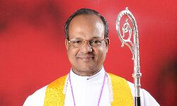 ബ്രിട്ടനിലേക്ക് കടക്കാന് ശ്രമിച്ച ബിഷപ് ധര്മരാജ് റസാലത്തെ വിമാനത്താവളത്തില് തടഞ്ഞു ബ്രിട്ടനിലേക്ക് കടക്കാന് ശ്രമിച്ച ബിഷപ് ധര്മരാജ് റസാലത്തെ വിമാനത്താവളത്തില് തടഞ്ഞു