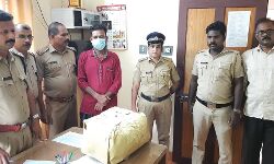 വേങ്ങരയില്‍ വന്‍ കഞ്ചാവ് വേട്ട; 12 കിലോ കഞ്ചാവുമായി യുവാവ് പിടിയില്‍