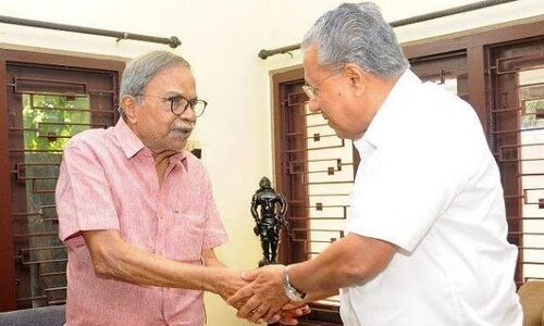 മുഖ്യമന്ത്രി എംടിയെ സന്ദര്‍ശിച്ചു