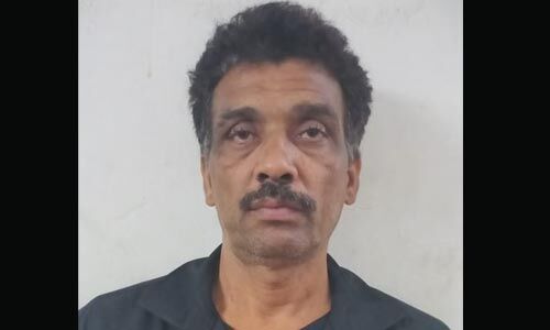 അതിമാരക മയക്കുമരുന്നുമായി ഒരാള് പിടിയില് അതിമാരക മയക്കുമരുന്നുമായി ഒരാള് പിടിയില്