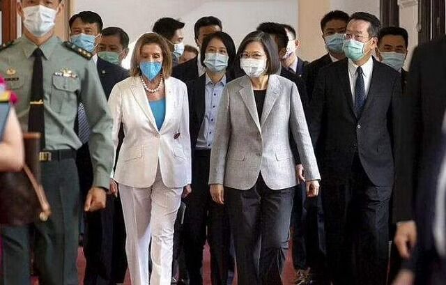 പിന്നോട്ടില്ലെന്ന് അമേരിക്ക; തായ്വാനെ വളയാന് ചൈന, സംഘര്ഷം മുറുകുന്നു പിന്നോട്ടില്ലെന്ന് അമേരിക്ക; തായ്വാനെ വളയാന് ചൈന, സംഘര്ഷം മുറുകുന്നു