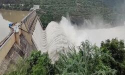 മുല്ലപ്പെരിയാർ ഡാം നാളെ തുറന്നേക്കും; ജലനിരപ്പ് 136 അടി പിന്നിട്ടു മുല്ലപ്പെരിയാർ ഡാം നാളെ തുറന്നേക്കും; ജലനിരപ്പ് 136 അടി പിന്നിട്ടു