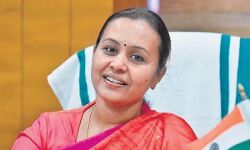 പകർച്ചപ്പനി ചികിൽസാ മാർഗരേഖ പുതുക്കും: മന്ത്രി വീണാ ജോർജ് പകർച്ചപ്പനി ചികിൽസാ മാർഗരേഖ പുതുക്കും: മന്ത്രി വീണാ ജോർജ്