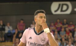 പ്രീമിയര് ലീഗ്; ആഴ്സണല് ജയത്തോടെ തുടങ്ങി; ലിവര്പൂളും ചെല്സിയും ഇന്നിറങ്ങും പ്രീമിയര് ലീഗ്; ആഴ്സണല് ജയത്തോടെ തുടങ്ങി; ലിവര്പൂളും ചെല്സിയും ഇന്നിറങ്ങും