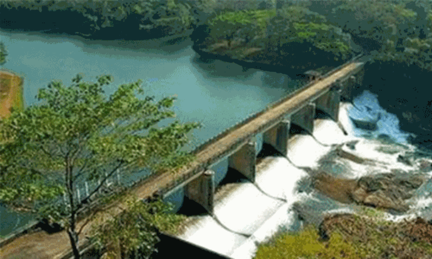 ബാണാസുര സാഗര് ഡാം: റെഡ് അലര്ട്ട് പ്രഖ്യാപിച്ചു; ഉച്ചക്ക് 12 ന് ശേഷം ഡാം തുറക്കാന് സാധ്യത ബാണാസുര സാഗര് ഡാം: റെഡ് അലര്ട്ട് പ്രഖ്യാപിച്ചു; ഉച്ചക്ക് 12 ന് ശേഷം ഡാം തുറക്കാന് സാധ്യത