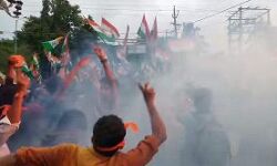 เดเต เดธเตเดฐเตเดจเตเดฆเตเดฐเตป เดชเดเตเดเตเดเตเดคเตเดค เดชเดฐเดฟเดชเดพเดเดฟเดฏเดฟเตฝ เดกเดฟเดเต เดชเดพเดเตเดเดฟเดจเตเดชเตเดชเด เดฆเตเดถเตเดฏเดชเดคเดพเด เดตเตเดถเดฟ เดจเตเดคเตเดคเด; เดชเดฐเดพเดคเดฟ เดเต เดธเตเดฐเตเดจเตเดฆเตเดฐเตป เดชเดเตเดเตเดเตเดคเตเดค เดชเดฐเดฟเดชเดพเดเดฟเดฏเดฟเตฝ เดกเดฟเดเต เดชเดพเดเตเดเดฟเดจเตเดชเตเดชเด เดฆเตเดถเตเดฏเดชเดคเดพเด เดตเตเดถเดฟ เดจเตเดคเตเดคเด; เดชเดฐเดพเดคเดฟ