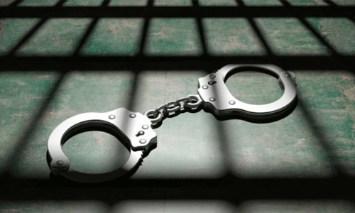 പിഞ്ചുകുഞ്ഞിനെ ഉപേക്ഷിച്ച് നാടുവിട്ടു; ലോഡ്ജില്‍ നിന്ന് യുവതിയും സുഹൃത്തും അറസ്റ്റില്‍