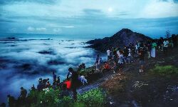 ഇടുക്കിയില്‍ വിനോദസഞ്ചാരത്തിന് ഏര്‍പ്പെടുത്തിയ വിലക്ക് പിന്‍വലിച്ചു