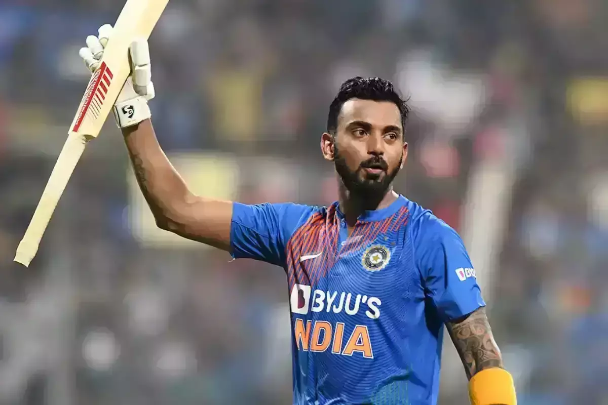 രാഹുല്‍ റിട്ടേണ്‍സ്; സിംബാബ്‌വെ പര്യടനത്തില്‍ ഇന്ത്യയെ നയിക്കും